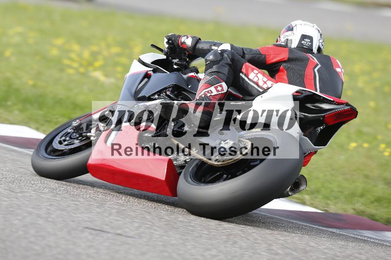 Archiv-2025/53 16.09.2025 Track Day Domi Aegerter ADR/Gruppe rot/18